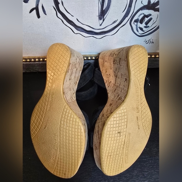 Stuart Weitzman Black Suede Platform Cork Wedge Sandals Size 6 - Picture 10 of 11